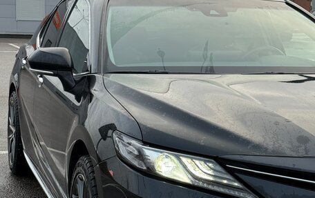 Toyota Camry, 2023 год, 3 600 000 рублей, 6 фотография