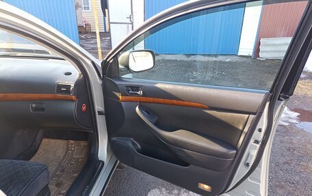 Toyota Avensis III рестайлинг, 2007 год, 800 000 рублей, 18 фотография