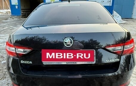 Skoda Superb III рестайлинг, 2018 год, 1 850 000 рублей, 7 фотография