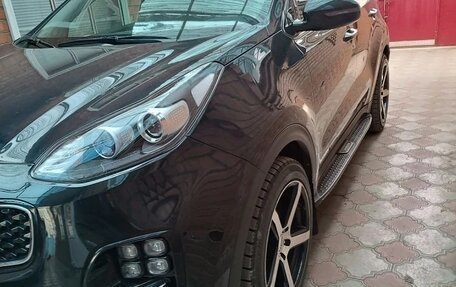 KIA Sportage IV рестайлинг, 2018 год, 2 300 000 рублей, 3 фотография