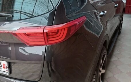 KIA Sportage IV рестайлинг, 2018 год, 2 300 000 рублей, 5 фотография