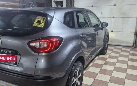 Renault Kaptur I рестайлинг, 2020 год, 1 335 000 рублей, 4 фотография