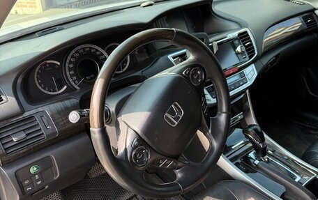 Honda Accord IX рестайлинг, 2013 год, 1 550 000 рублей, 11 фотография