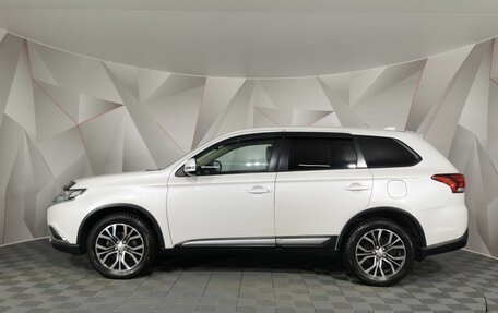 Mitsubishi Outlander III рестайлинг 3, 2018 год, 2 099 150 рублей, 5 фотография
