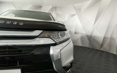 Mitsubishi Outlander III рестайлинг 3, 2018 год, 2 099 150 рублей, 10 фотография