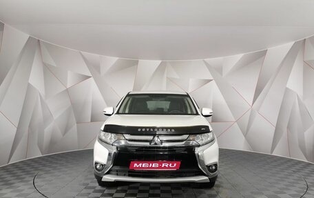 Mitsubishi Outlander III рестайлинг 3, 2018 год, 2 099 150 рублей, 7 фотография