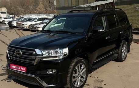 Toyota Land Cruiser 200, 2015 год, 5 500 000 рублей, 1 фотография