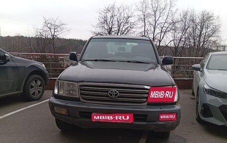 Toyota Land Cruiser 100 рестайлинг 2, 2004 год, 1 100 000 рублей, 1 фотография