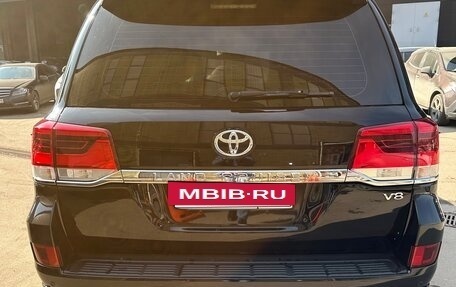 Toyota Land Cruiser 200, 2015 год, 5 500 000 рублей, 6 фотография