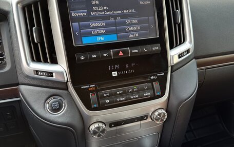 Toyota Land Cruiser 200, 2015 год, 5 500 000 рублей, 20 фотография