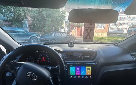 KIA Rio III рестайлинг, 2013 год, 640 000 рублей, 2 фотография