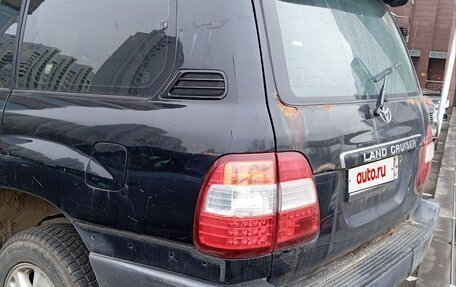 Toyota Land Cruiser 100 рестайлинг 2, 2004 год, 1 100 000 рублей, 4 фотография