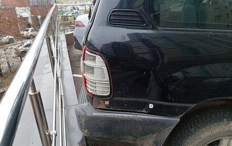 Toyota Land Cruiser 100 рестайлинг 2, 2004 год, 1 100 000 рублей, 5 фотография