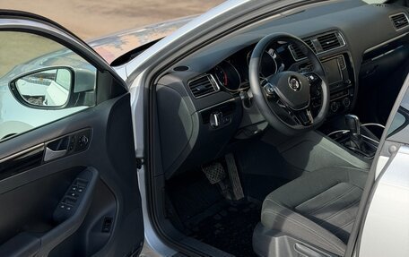 Volkswagen Jetta VI, 2018 год, 1 700 000 рублей, 9 фотография