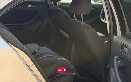 Volkswagen Jetta VI, 2018 год, 1 700 000 рублей, 7 фотография