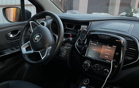 Renault Kaptur I рестайлинг, 2021 год, 1 790 000 рублей, 8 фотография