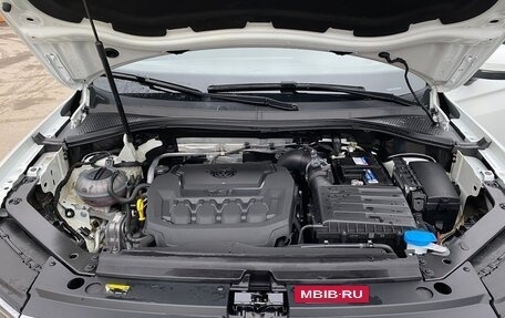 Volkswagen Tiguan II, 2016 год, 2 500 000 рублей, 11 фотография