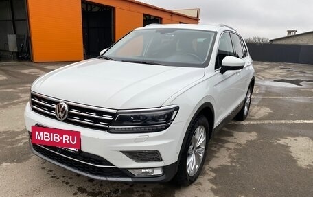 Volkswagen Tiguan II, 2016 год, 2 500 000 рублей, 6 фотография