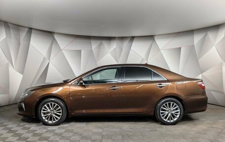 Toyota Camry, 2017 год, 2 593 000 рублей, 5 фотография