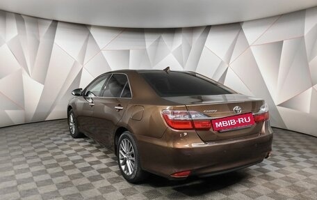 Toyota Camry, 2017 год, 2 593 000 рублей, 4 фотография