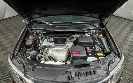 Toyota Camry, 2017 год, 2 593 000 рублей, 11 фотография