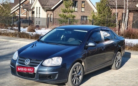 Volkswagen Jetta VI, 2010 год, 670 000 рублей, 1 фотография