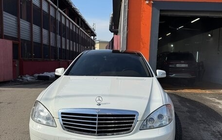 Mercedes-Benz S-Класс, 2008 год, 1 300 000 рублей, 1 фотография