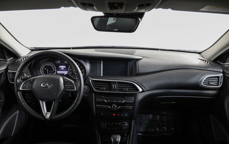 Infiniti QX30, 2017 год, 1 889 000 рублей, 9 фотография