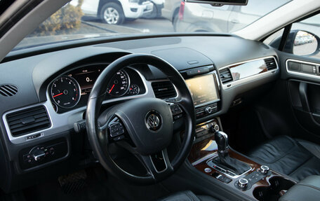 Volkswagen Touareg III, 2013 год, 2 388 000 рублей, 11 фотография