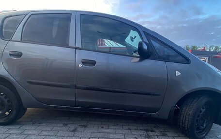 Mitsubishi Colt VI рестайлинг, 2004 год, 280 000 рублей, 9 фотография