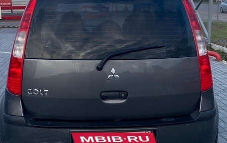 Mitsubishi Colt VI рестайлинг, 2004 год, 280 000 рублей, 17 фотография