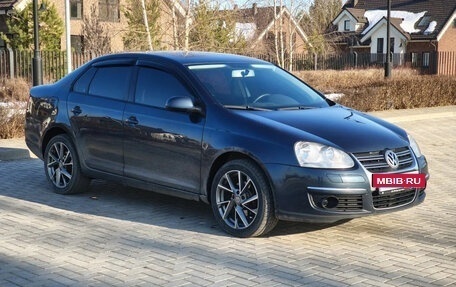 Volkswagen Jetta VI, 2010 год, 670 000 рублей, 9 фотография
