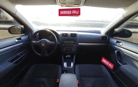 Volkswagen Jetta VI, 2010 год, 670 000 рублей, 17 фотография