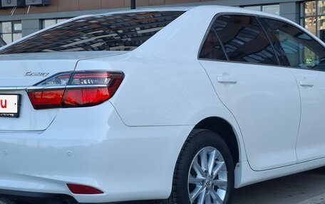 Toyota Camry, 2016 год, 1 600 000 рублей, 6 фотография