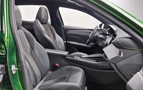 Peugeot 308, 2022 год, 2 370 000 рублей, 12 фотография