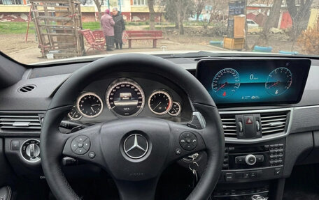 Mercedes-Benz E-Класс, 2011 год, 1 450 000 рублей, 3 фотография