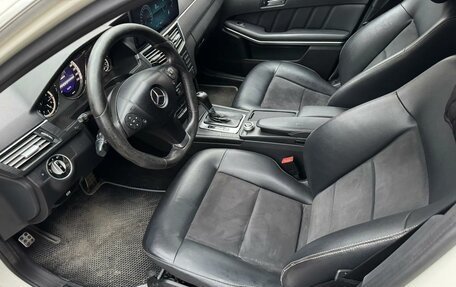 Mercedes-Benz E-Класс, 2011 год, 1 450 000 рублей, 6 фотография