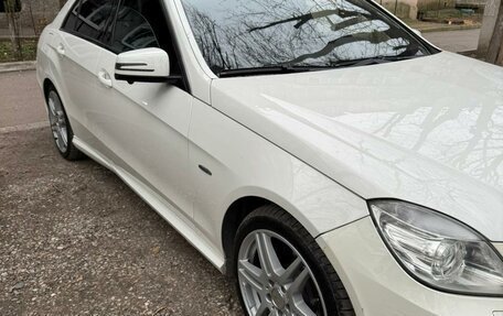Mercedes-Benz E-Класс, 2011 год, 1 450 000 рублей, 16 фотография