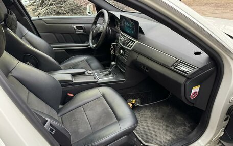 Mercedes-Benz E-Класс, 2011 год, 1 450 000 рублей, 12 фотография