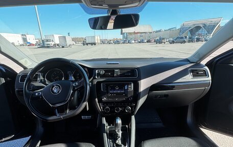 Volkswagen Jetta VI, 2017 год, 1 200 000 рублей, 10 фотография