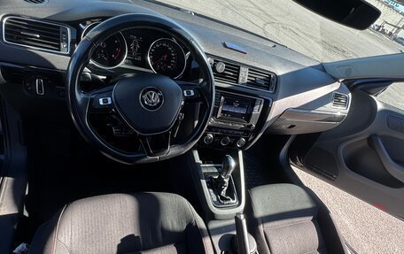 Volkswagen Jetta VI, 2017 год, 1 200 000 рублей, 16 фотография