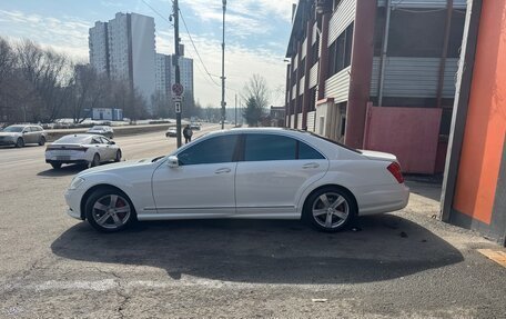 Mercedes-Benz S-Класс, 2008 год, 1 300 000 рублей, 3 фотография
