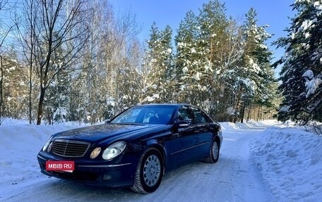 Mercedes-Benz E-Класс, 2004 год, 750 000 рублей, 1 фотография
