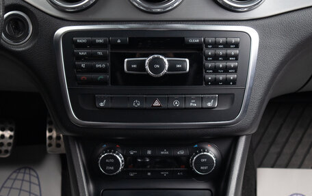 Mercedes-Benz GLA, 2015 год, 1 699 000 рублей, 15 фотография