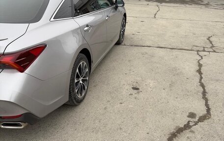 Toyota Avalon, 2022 год, 3 700 000 рублей, 10 фотография