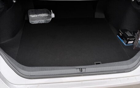 Toyota Avalon, 2022 год, 3 700 000 рублей, 7 фотография