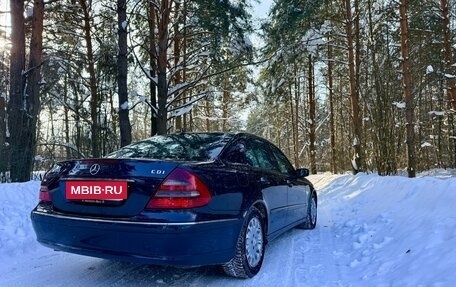Mercedes-Benz E-Класс, 2004 год, 750 000 рублей, 3 фотография