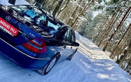 Mercedes-Benz E-Класс, 2004 год, 750 000 рублей, 9 фотография