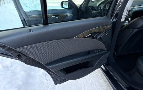 Mercedes-Benz E-Класс, 2004 год, 750 000 рублей, 17 фотография