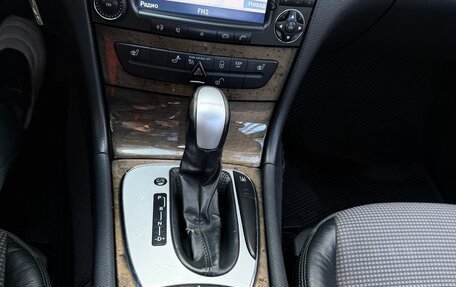 Mercedes-Benz E-Класс, 2004 год, 750 000 рублей, 24 фотография